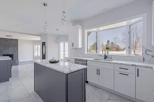 2658 E Royal Ridge Dr, Crete, IL 60417 - Photo 15