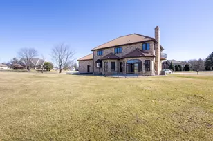 2658 E Royal Ridge Dr, Crete, IL 60417 - Photo 63