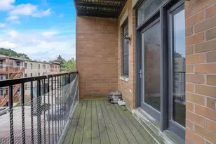 819 Foster St, Evanston, IL 60201 - Photo 13