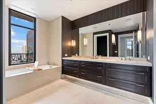 118 E Erie St, Chicago, IL 60611 - Photo 25