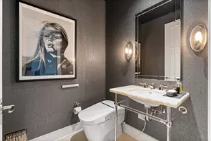 118 E Erie St, Chicago, IL 60611 - Photo 31