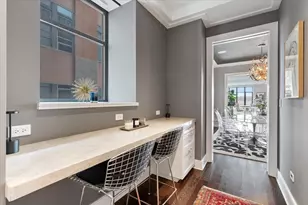 118 E Erie St, Chicago, IL 60611 - Photo 19