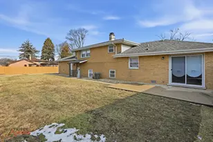 5500 W 83rd Pl, Burbank, IL 60459 - Photo 35