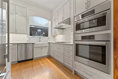 1210 N Astor Street #1B, Chicago, IL 60610 - Photo 17