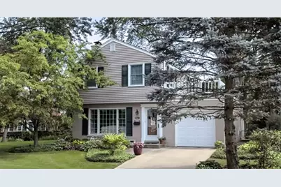 621 E Grove Street, Arlington Heights, IL 60005 - Photo 3