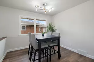 18263 Greenbay Ave, Lansing, IL 60438 - Photo 9