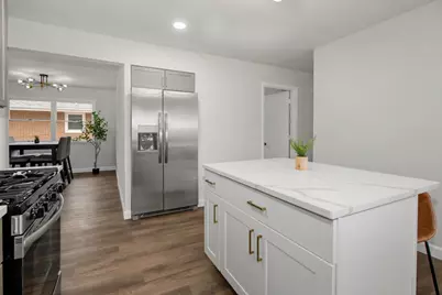 18263 Greenbay Avenue, Lansing, IL 60438 - Photo 5