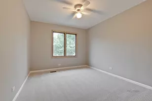 279 Brunswick Dr, Buffalo Grove, IL 60089 - Photo 23