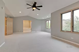 279 Brunswick Dr, Buffalo Grove, IL 60089 - Photo 19