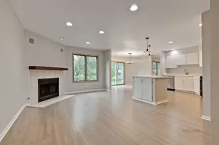 279 Brunswick Dr, Buffalo Grove, IL 60089 - Photo 9