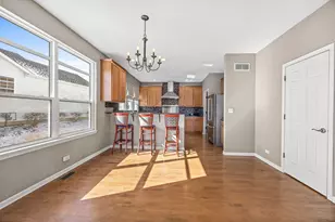 25253 Forest Edge Dr, Channahon, IL 60410 - Photo 9