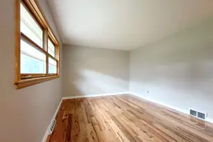 914 S Robert Dr, Mount Prospect, IL 60056 - Photo 23