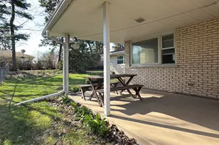 914 S Robert Dr, Mount Prospect, IL 60056 - Photo 3