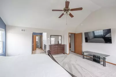 800 Maplewood Drive, Minooka, IL 60447 - Photo 9