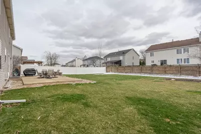 800 Maplewood Drive, Minooka, IL 60447 - Photo 19