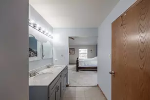 800 Maplewood Dr, Minooka, IL 60447 - Photo 11