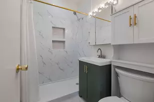 543 E 60th St, Chicago, IL 60637 - Photo 11