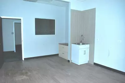 415 Washington Street #200-206, Waukegan, IL 60085 - Photo 17