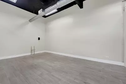 7055 N Clark Street, Chicago, IL 60626 - Photo 15