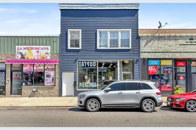 7055 N Clark Street, Chicago, IL 60626 - Photo 1