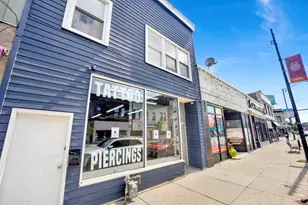 7055 N Clark St, Chicago, IL 60626 - Photo 3