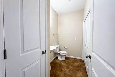 635 Stonegate Drive, Sycamore, IL 60178 - Photo 7