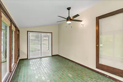 2916 Skyline Drive, Crystal Lake, IL 60012 - Photo 19