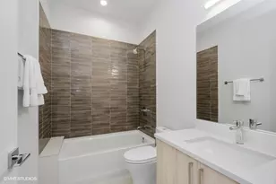 6242 S Greenwood Ave, Chicago, IL 60637 - Photo 17