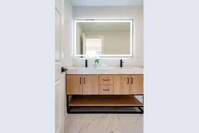 6964 W Cleveland Street, Niles, IL 60714 - Photo 11