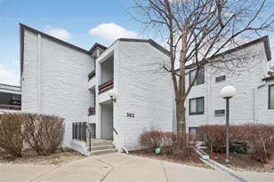 362 W Miner St, Arlington Heights, IL 60005 - Photo 1