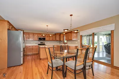 19824 Maydell Court, Tinley Park, IL 60487 - Photo 9