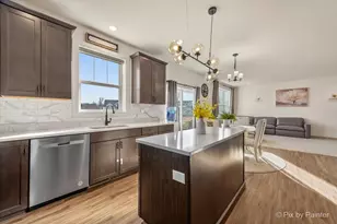 3553 Doral Dr, Elgin, IL 60124 - Photo 9