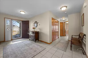 2518 Imgrund Rd, North Aurora, IL 60542 - Photo 5