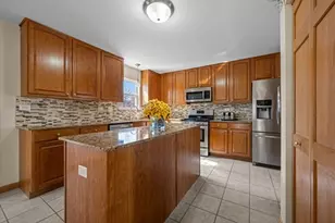 2518 Imgrund Rd, North Aurora, IL 60542 - Photo 5