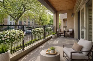 630 W Wellington Ave, Chicago, IL 60657 - Photo 11