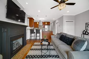 1040 W Polk St, Chicago, IL 60607 - Photo 9