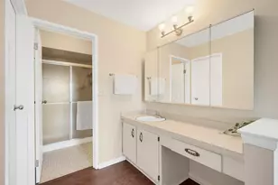 714 Walnut Dr, Darien, IL 60561 - Photo 15