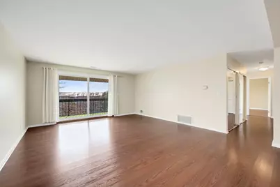 714 Walnut Drive #405, Darien, IL 60561 - Photo 3