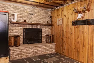 205 N Crestview Dr, Pontiac, IL 61764 - Photo 33