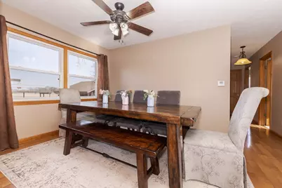 205 N Crestview Drive, Pontiac, IL 61764 - Photo 7