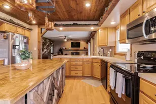 205 N Crestview Dr, Pontiac, IL 61764 - Photo 11