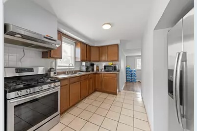 704 Francis Street, Joliet, IL 60432 - Photo 9