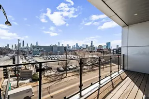 1203 W Augusta Blvd, Chicago, IL 60642 - Photo 15