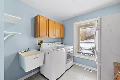 4305 Fairfax Drive, Crystal Lake, IL 60014 - Photo 27