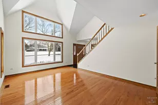 4305 Fairfax Dr, Crystal Lake, IL 60014 - Photo 7