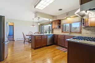 3300 Caroline Dr, Joliet, IL 60435 - Photo 7