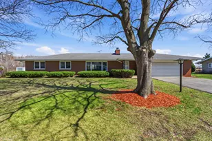 3300 Caroline Dr, Joliet, IL 60435 - Photo 3