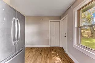 2859 Stafford Dr, Markham, IL 60428 - Photo 9