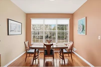 529 Shakespeare Drive, Grayslake, IL 60030 - Photo 5