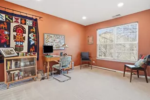 529 Shakespeare Dr, Grayslake, IL 60030 - Photo 17